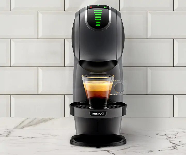 Close Up Genio S Touch Titanium Coffee Machine NESCAFÉ® Dolce Gusto®